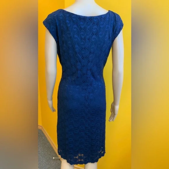 Connected Apparel - Picture 2 of 2